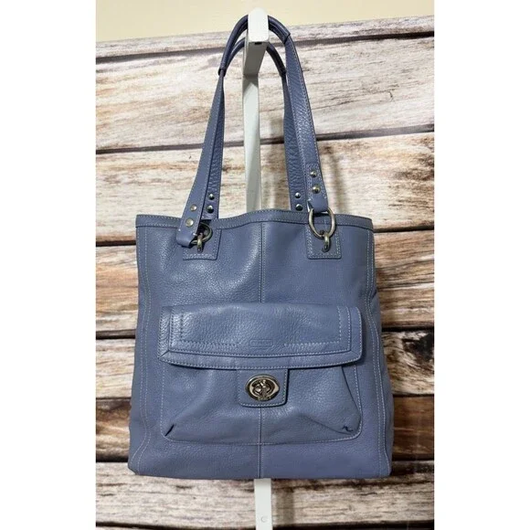 Vintage Blue Coach Penelope Shoulder Bag Purse Leather Bag Charm  *READ* - Picture 2 of 16